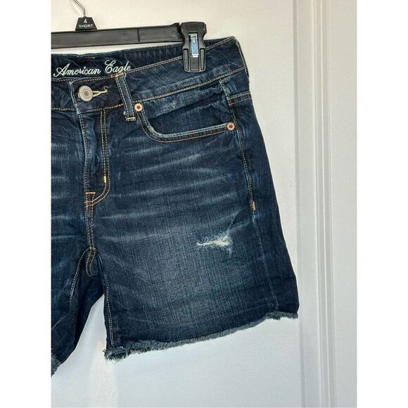 American Eagle Denim Shorts Minor Distressing Size 2 - Picture 3 of 6